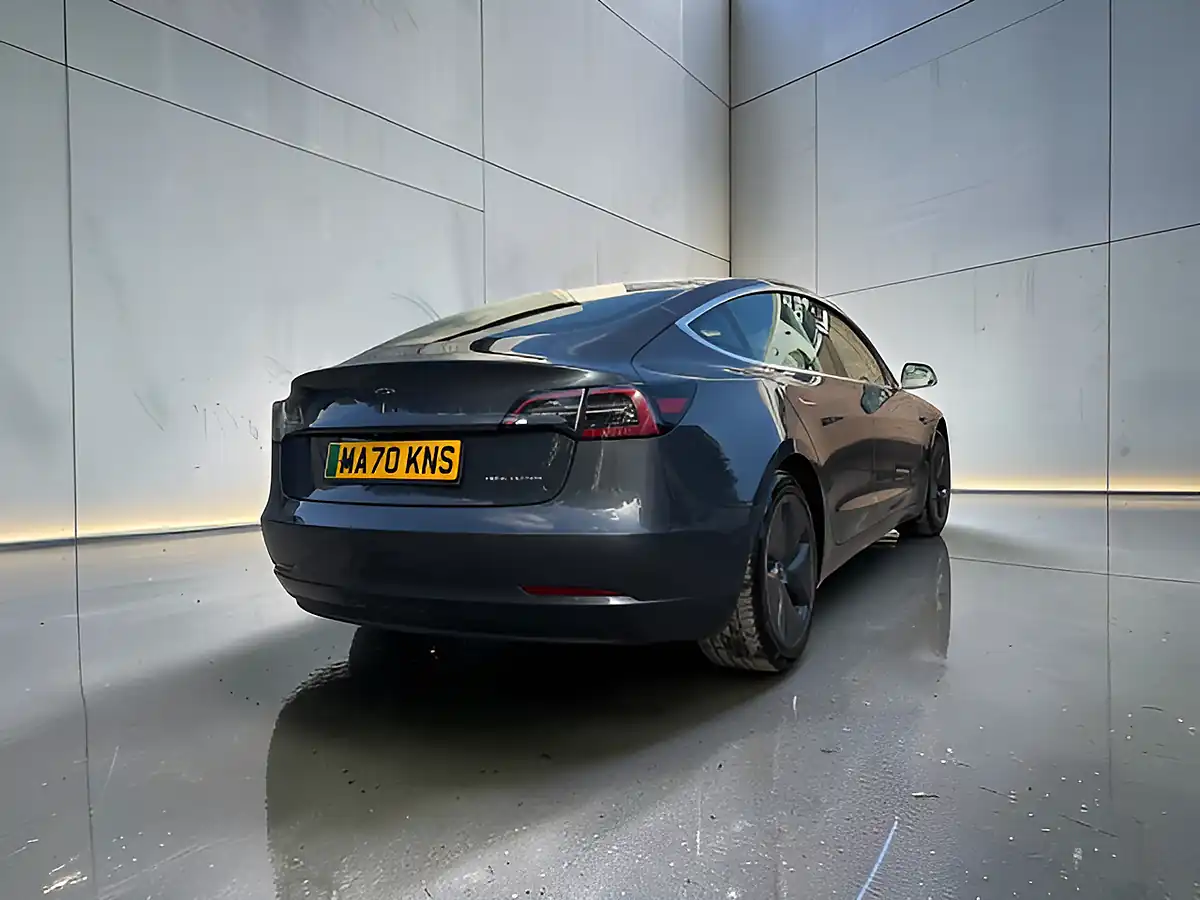Used 2020 Tesla Model 3 Long Range Grey - Interior and Exterior details 9