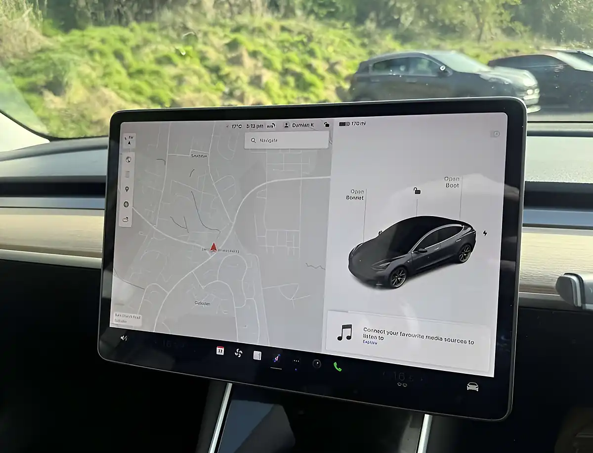 Used 2020 Tesla Model 3 Long Range Midnight Silver - Interior and Exterior details 13