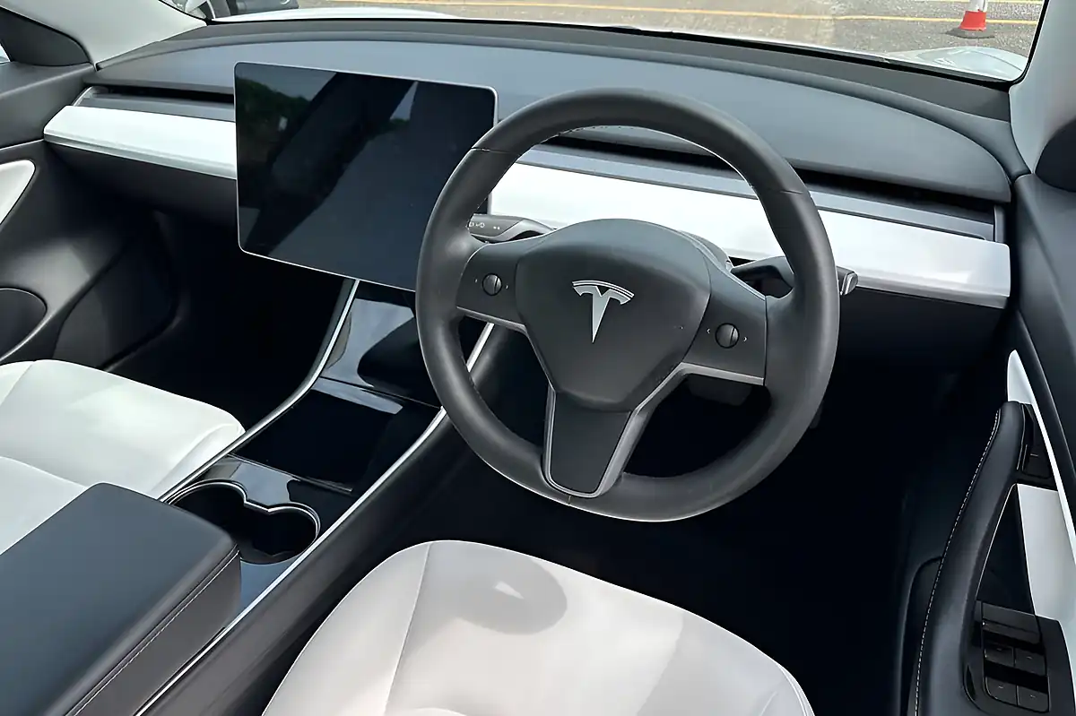 Used 2020 Tesla Model 3 Long Range Multi Coat Pearlescent White - Interior and Exterior details 10