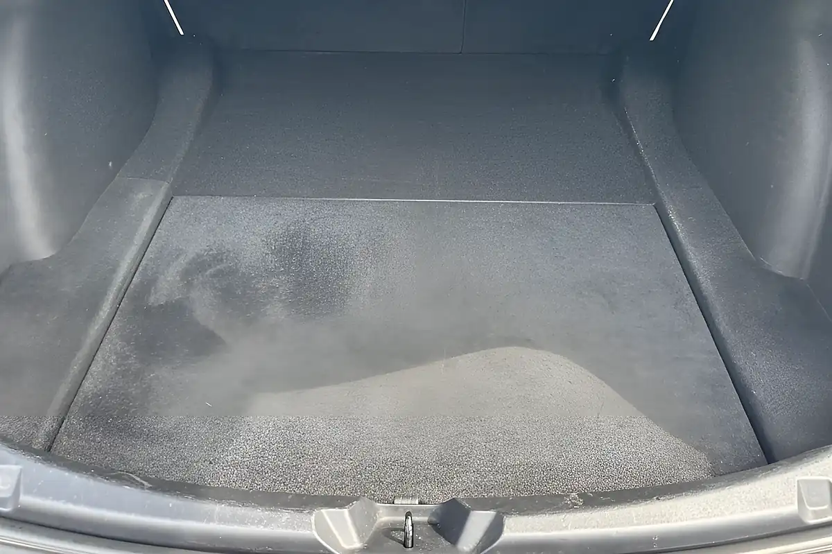 Used 2020 Tesla Model 3 Long Range Multi Coat Pearlescent White - Interior and Exterior details 18