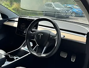 Used 2020 Tesla Model 3 Long Range Pearl White - Interior and Exterior details 10