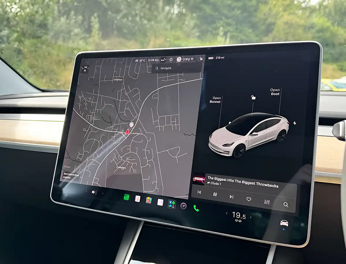Used 2020 Tesla Model 3 Long Range Pearl White - Interior and Exterior details 13