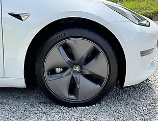 Used 2020 Tesla Model 3 Long Range Pearl White - Interior and Exterior details 9