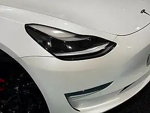 Used 2020 Tesla Model 3 Long Range White - Interior and Exterior details 12