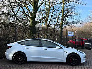 Used 2020 Tesla Model 3 Long Range White - Interior and Exterior details 9