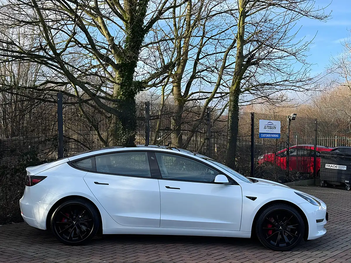 Used 2020 Tesla Model 3 Long Range White - Interior and Exterior details 9