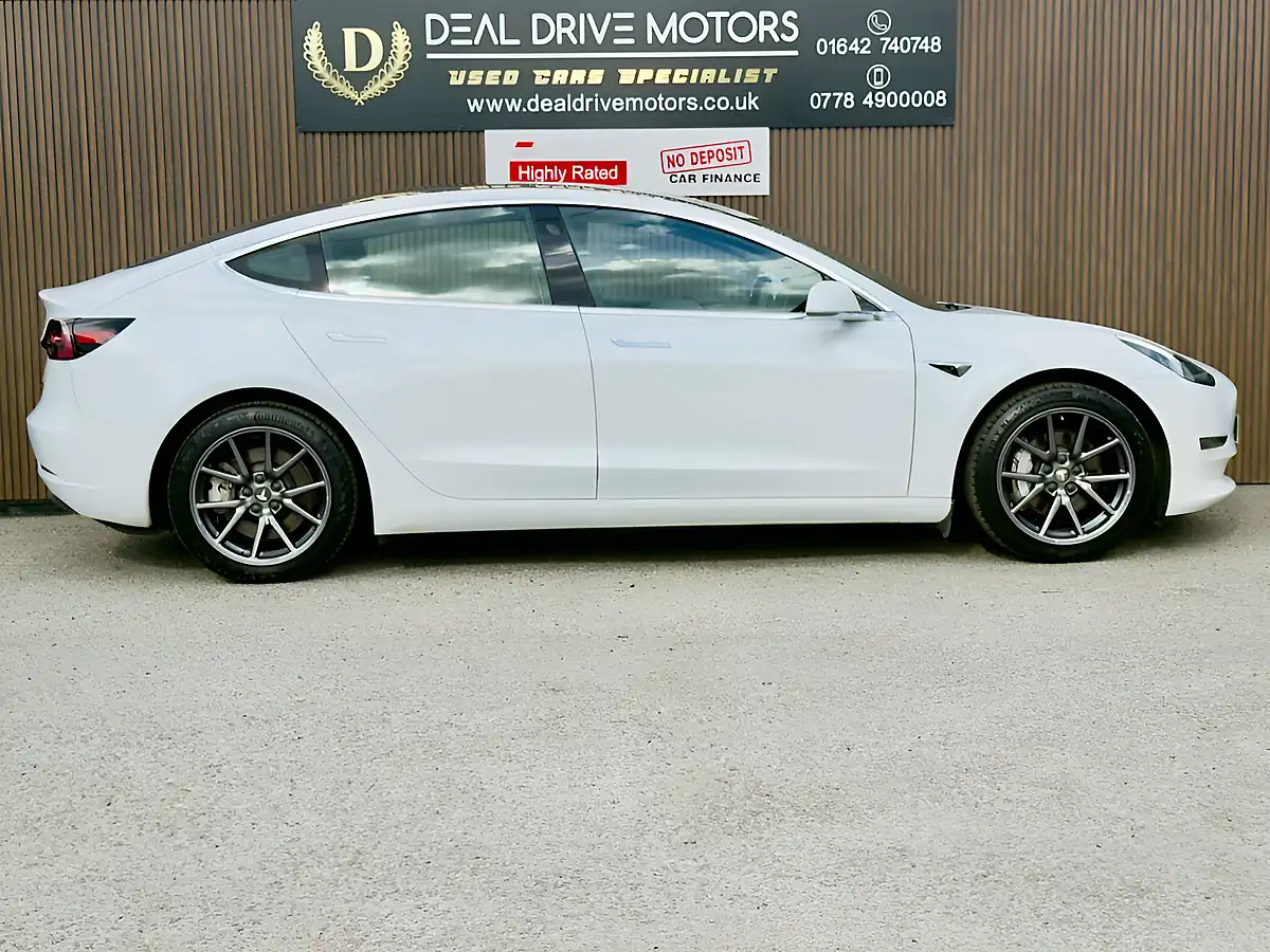 Used 2020 Tesla Model 3 Long Range White - Interior and Exterior details 8