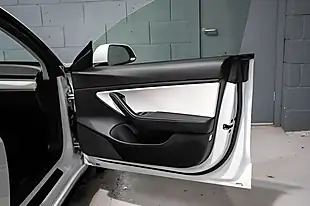 Used 2020 Tesla Model 3 Long Range White - Interior and Exterior details 7