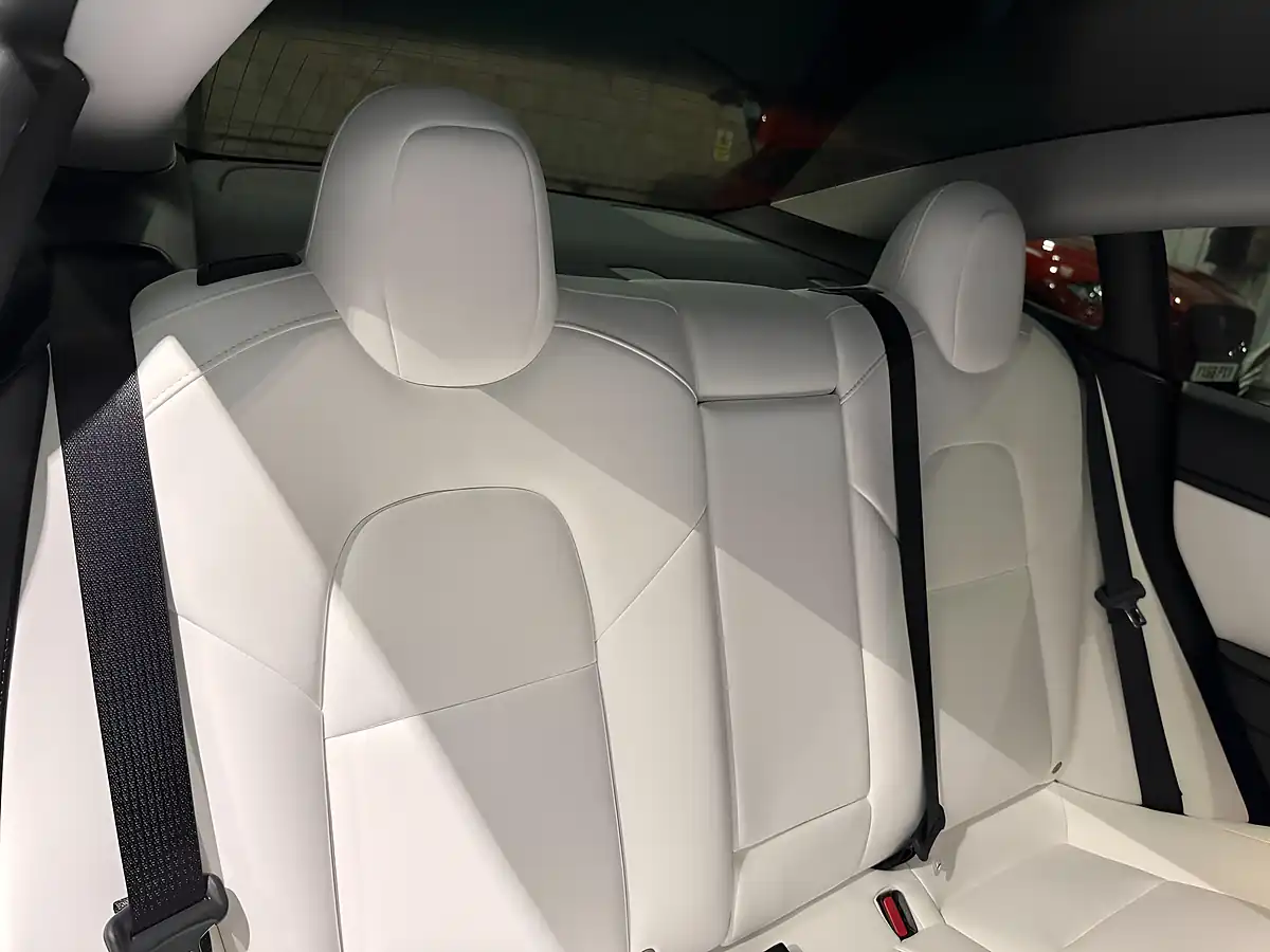 Used 2020 Tesla Model 3 Long Range White - Interior and Exterior details 14