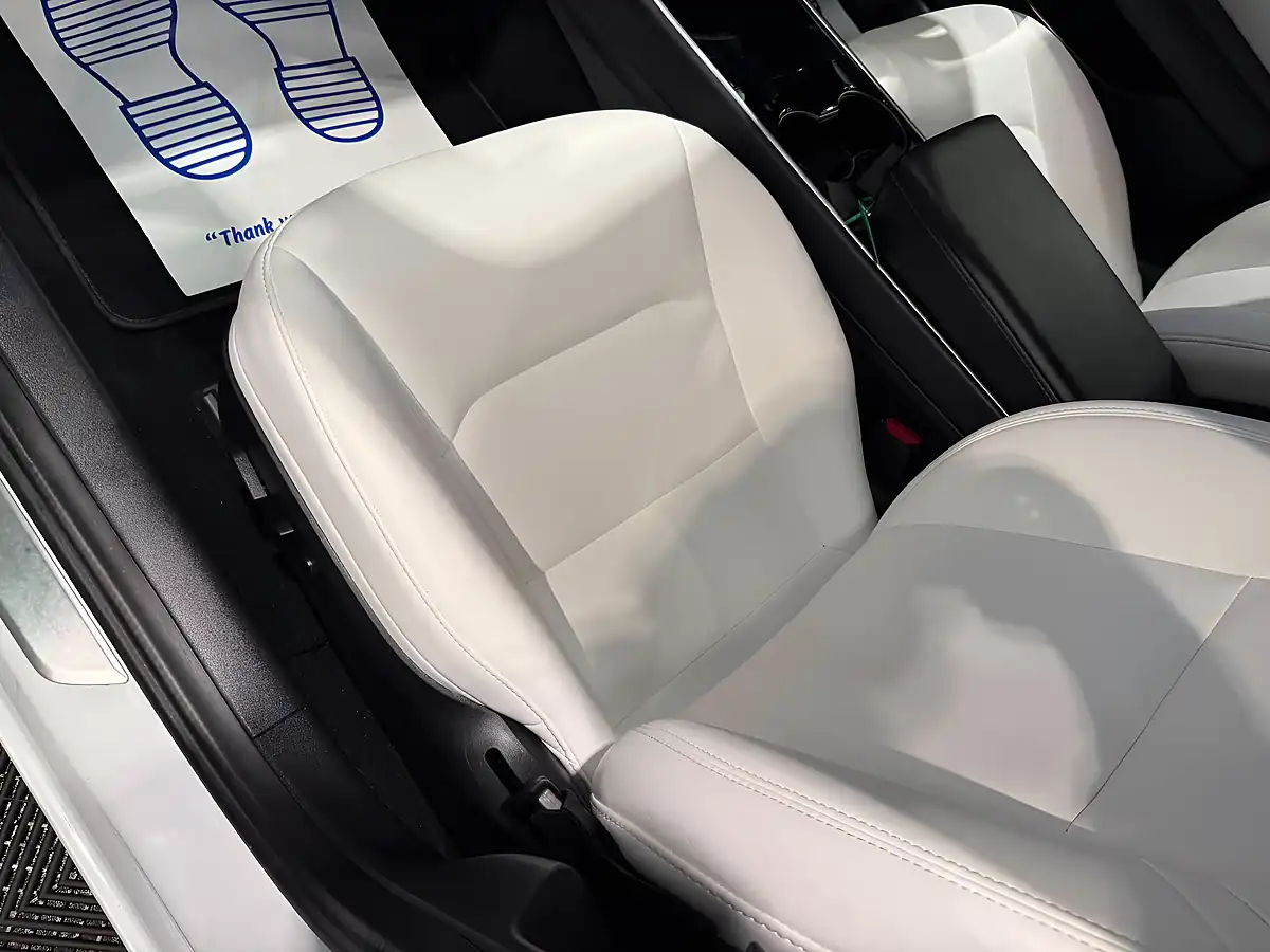Used 2020 Tesla Model 3 Long Range White - Interior and Exterior details 17