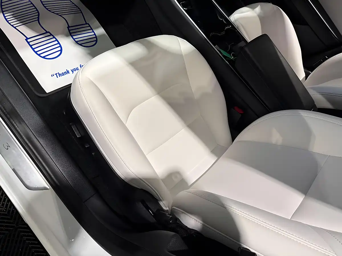 Used 2020 Tesla Model 3 Long Range White - Interior and Exterior details 16