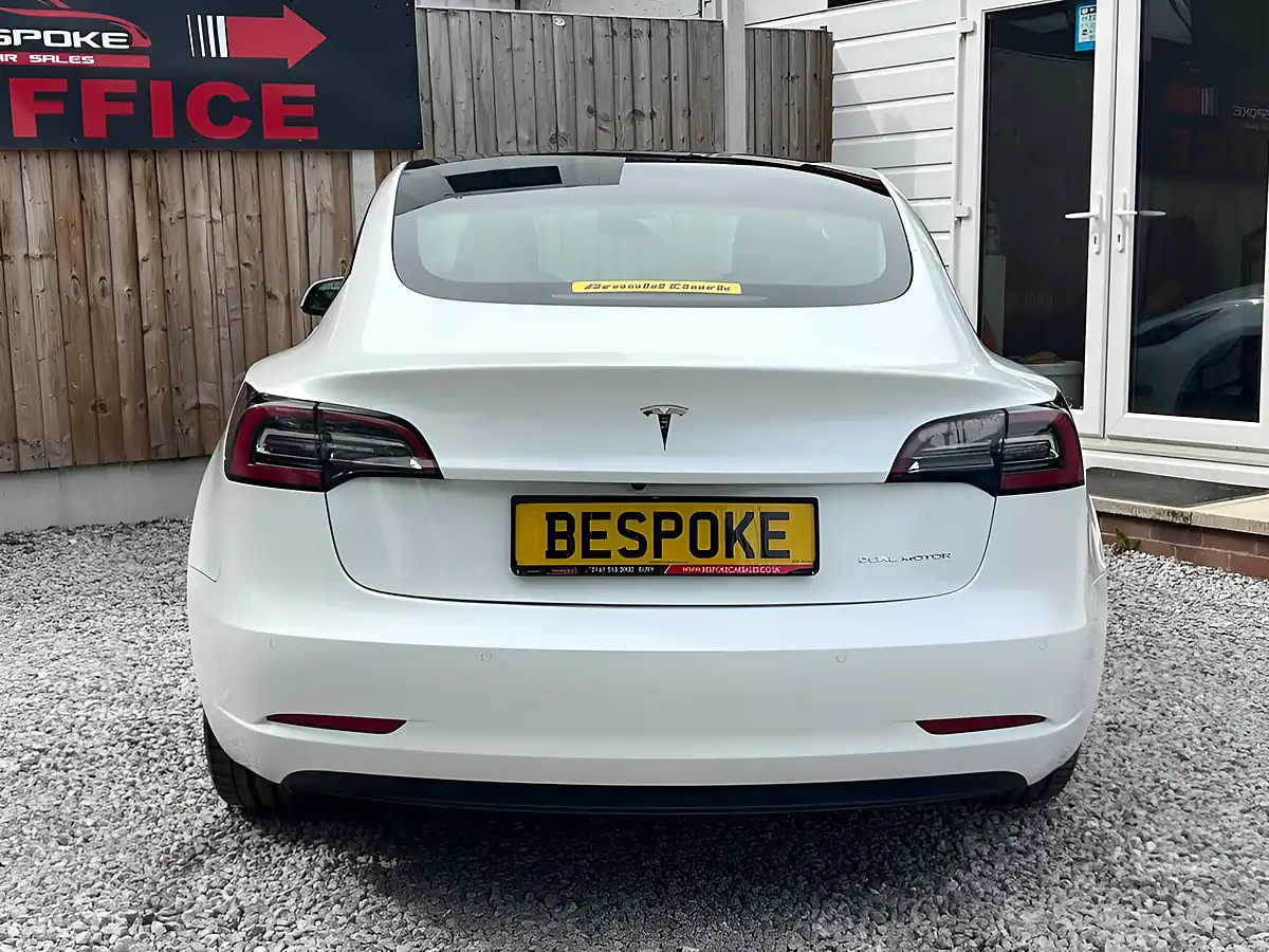 Used 2020 Tesla Model 3 Long Range White - Interior and Exterior details 10