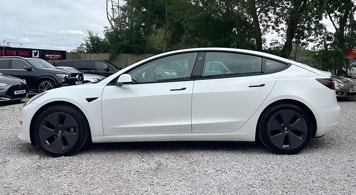 Used 2020 Tesla Model 3 Long Range White - Interior and Exterior details 12