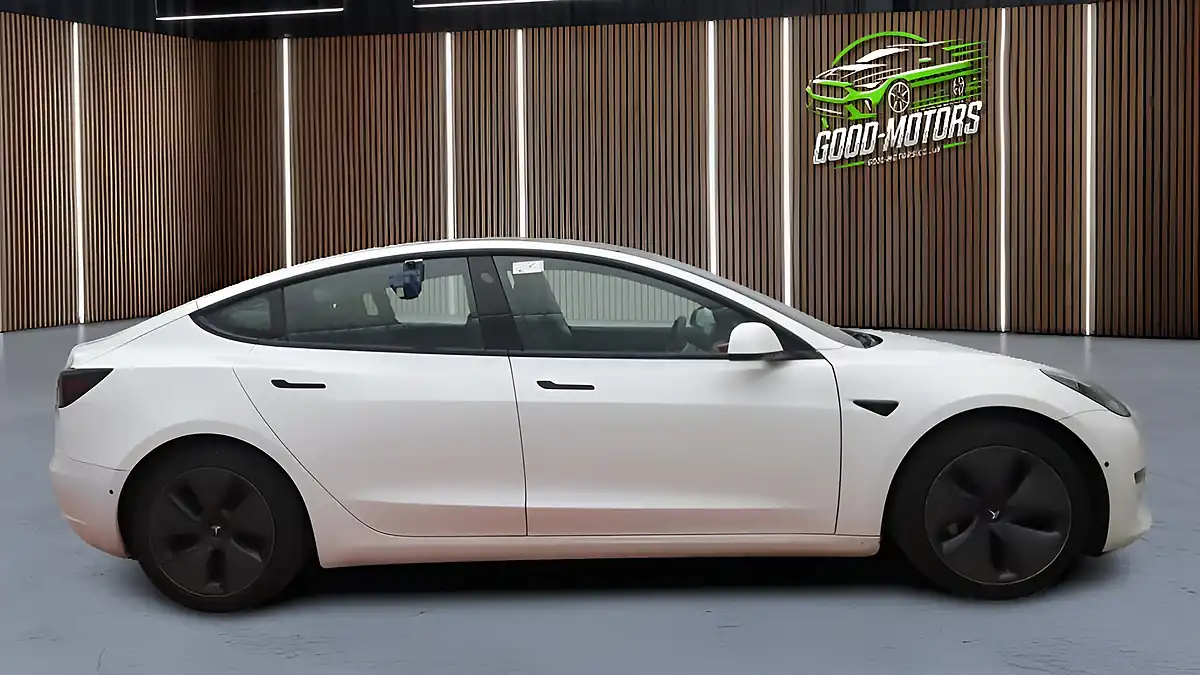 Used 2020 Tesla Model 3 Long Range White - Interior and Exterior details 5