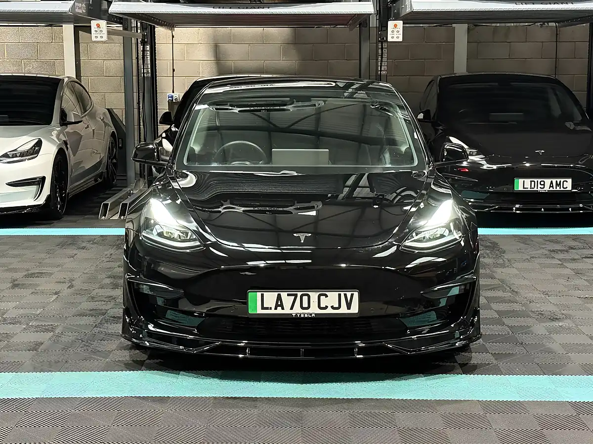 Used 2020 Tesla Model 3 Performance Black - Interior and Exterior details 4