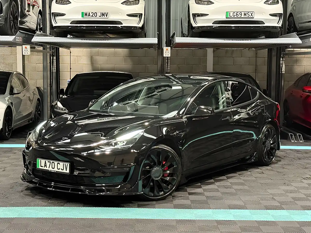 Used 2020 Tesla Model 3 Performance Black - Interior and Exterior details 5