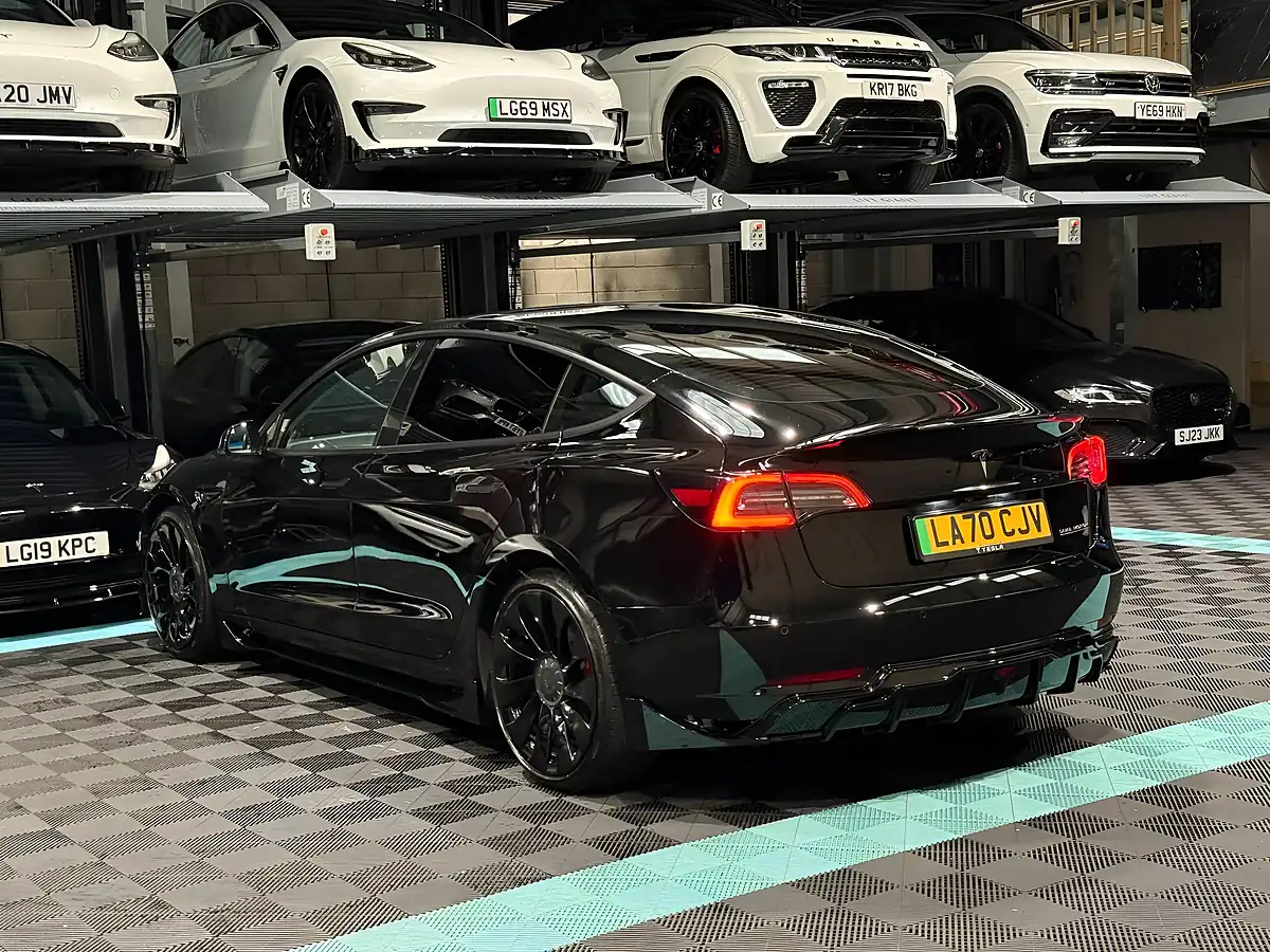 Used 2020 Tesla Model 3 Performance Black - Interior and Exterior details 7