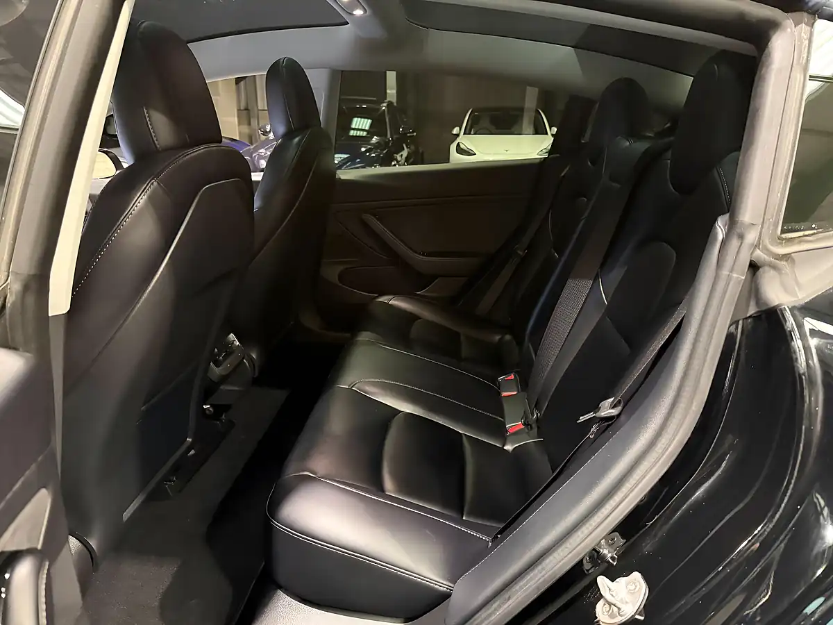 Used 2020 Tesla Model 3 Performance Black - Interior and Exterior details 15