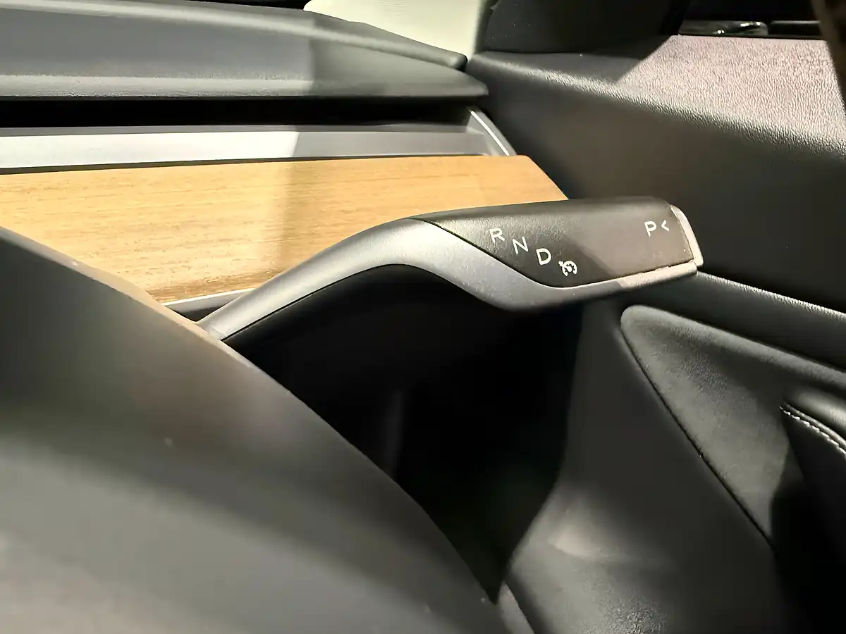 Used 2020 Tesla Model 3 Performance Black - Interior and Exterior details 17