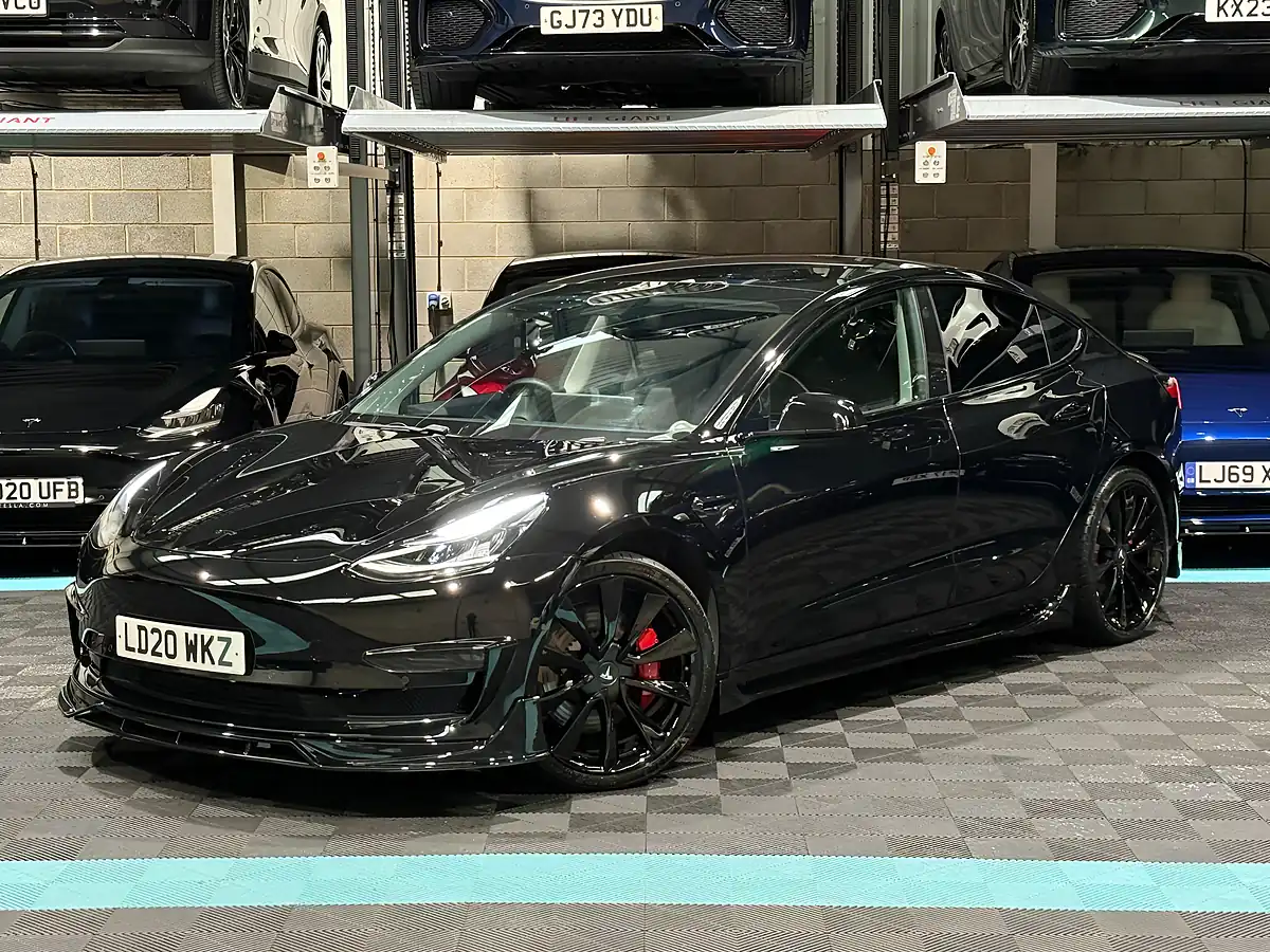 Used 2020 Tesla Model 3 Performance Black - Interior and Exterior details 5
