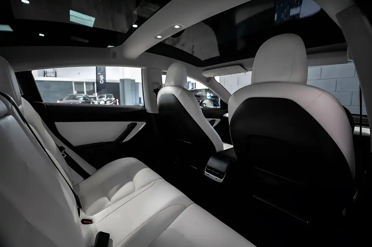 Used 2020 Tesla Model 3 Performance Blue - Interior and Exterior details 14