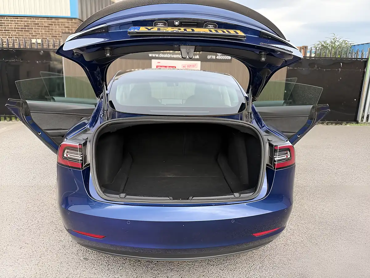 Used 2020 Tesla Model 3 Performance Blue - Interior and Exterior details 10