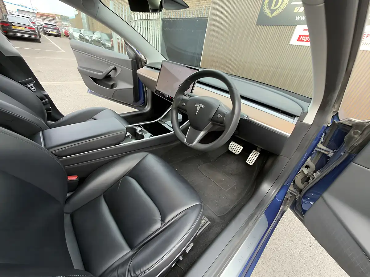 Used 2020 Tesla Model 3 Performance Blue - Interior and Exterior details 13
