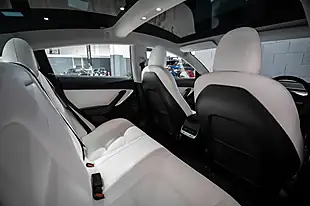 Used 2020 Tesla Model 3 Performance Red - Interior and Exterior details 13