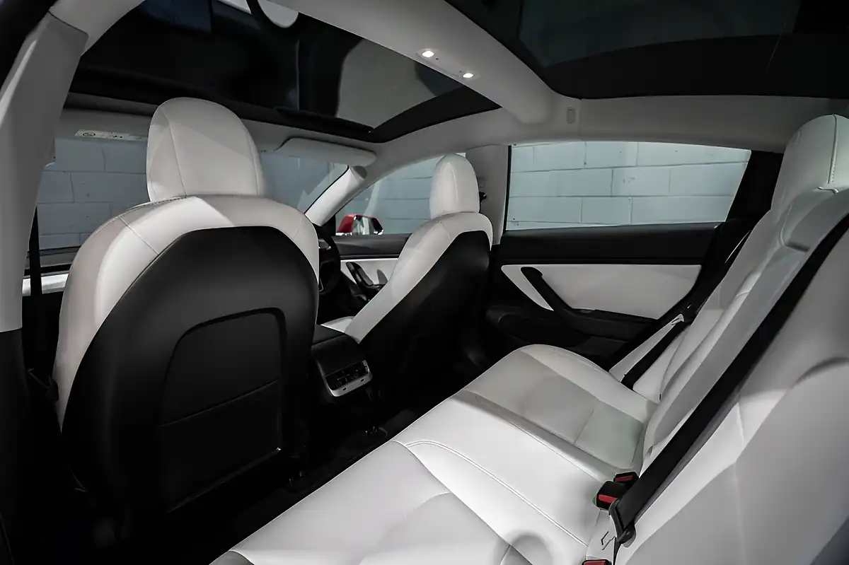 Used 2020 Tesla Model 3 Performance Red - Interior and Exterior details 12