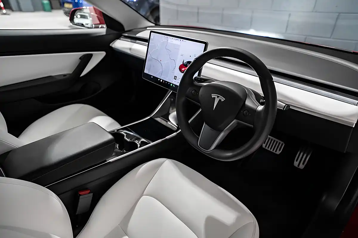 Used 2020 Tesla Model 3 Performance Red - Interior and Exterior details 9