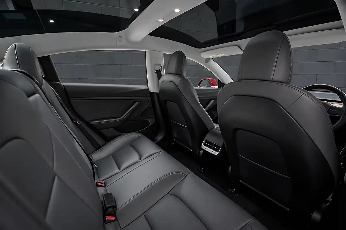 Used 2020 Tesla Model 3 Performance Red - Interior and Exterior details 16