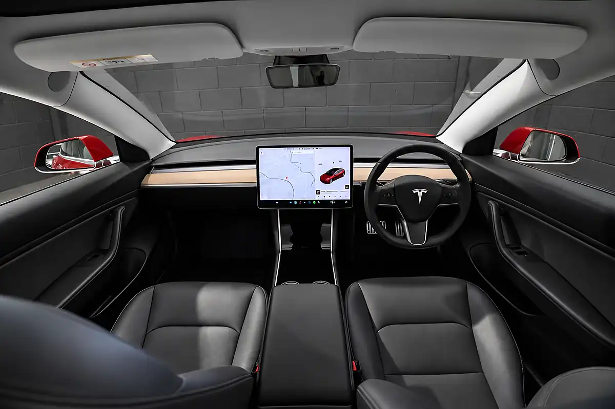 Used 2020 Tesla Model 3 Performance Red - Interior and Exterior details 2