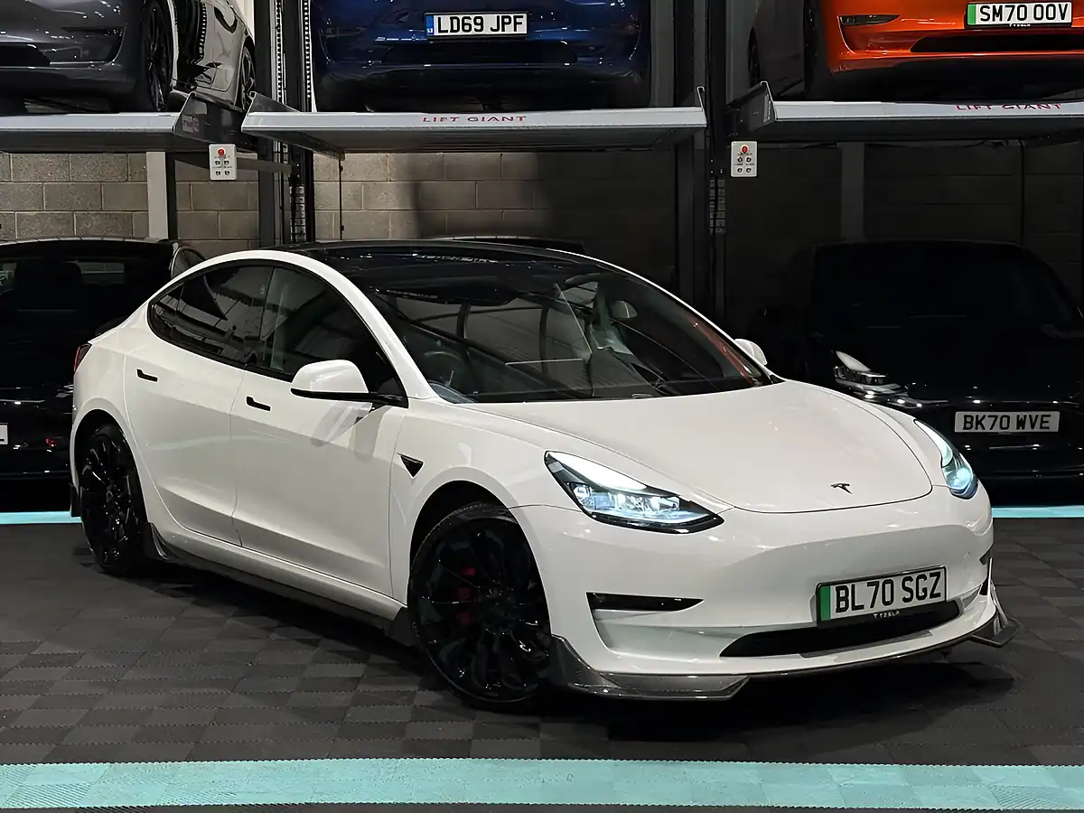 Used 2020 Tesla Model 3 Performance White - Front View