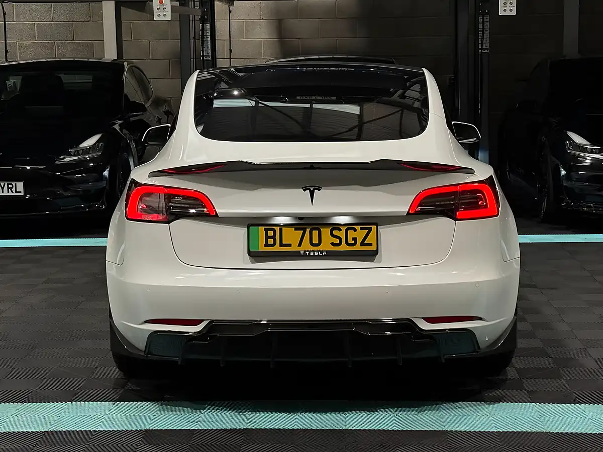 Used 2020 Tesla Model 3 Performance White - Interior and Exterior details 8