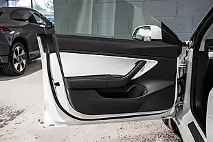 Used 2020 Tesla Model 3 Performance White - Interior and Exterior details 11