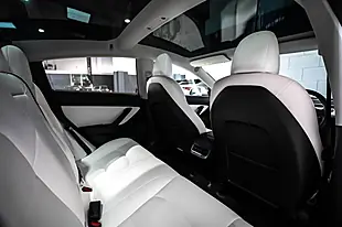 Used 2020 Tesla Model 3 Performance White - Interior and Exterior details 15