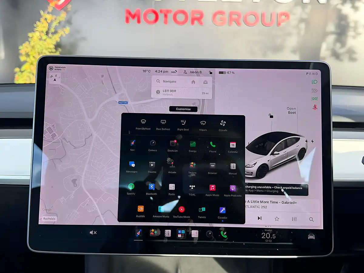 Used 2020 Tesla Model 3 Performance White - Interior and Exterior details 13