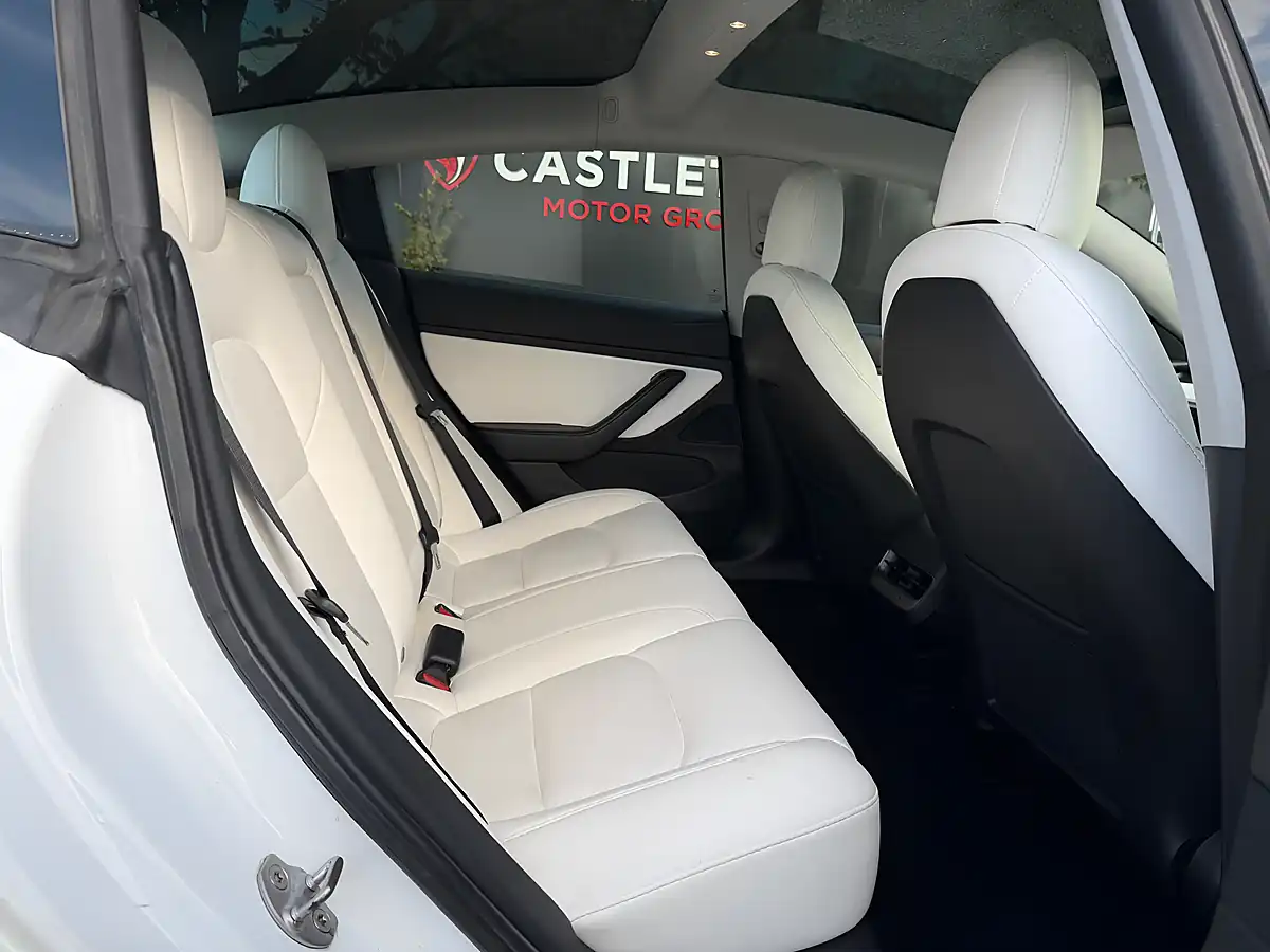 Used 2020 Tesla Model 3 Performance White - Interior and Exterior details 18