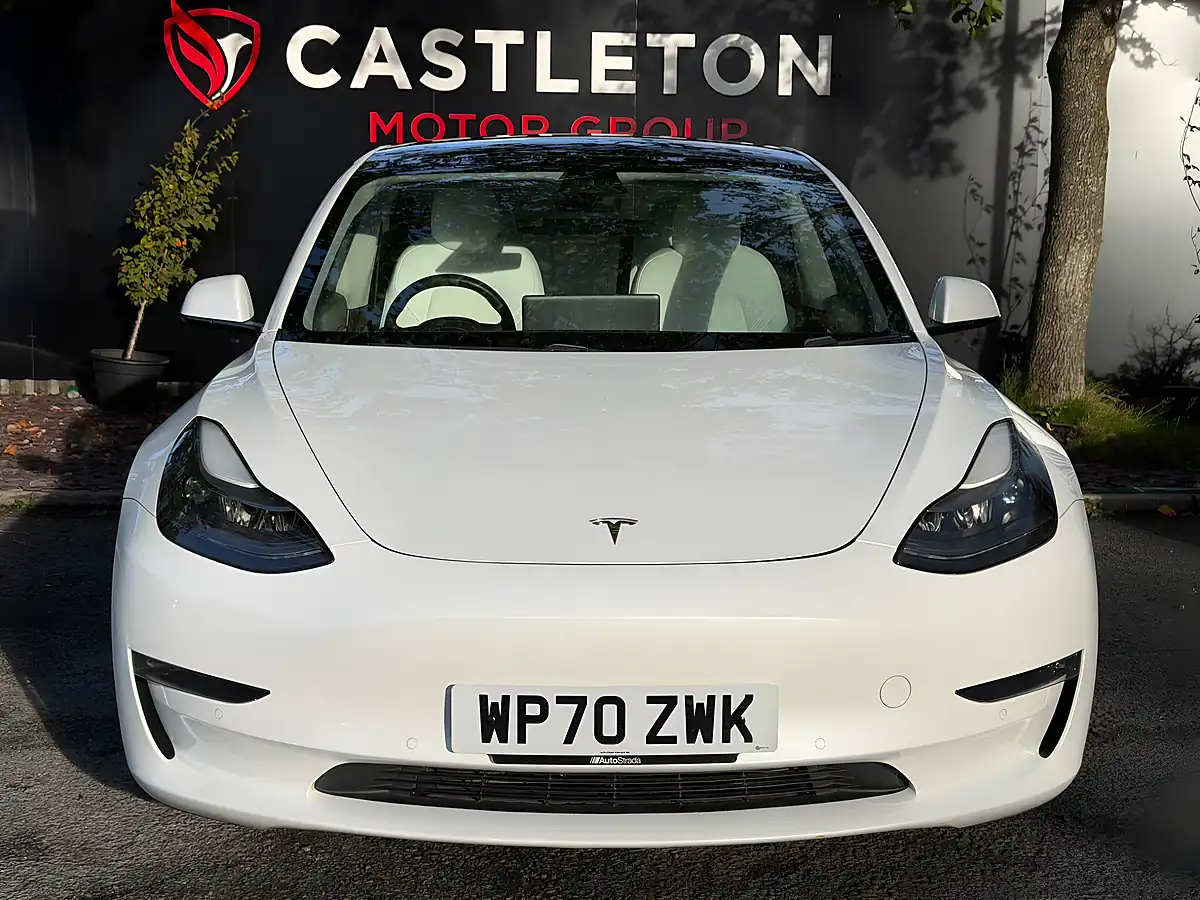 Used 2020 Tesla Model 3 Performance White - Interior and Exterior details 3