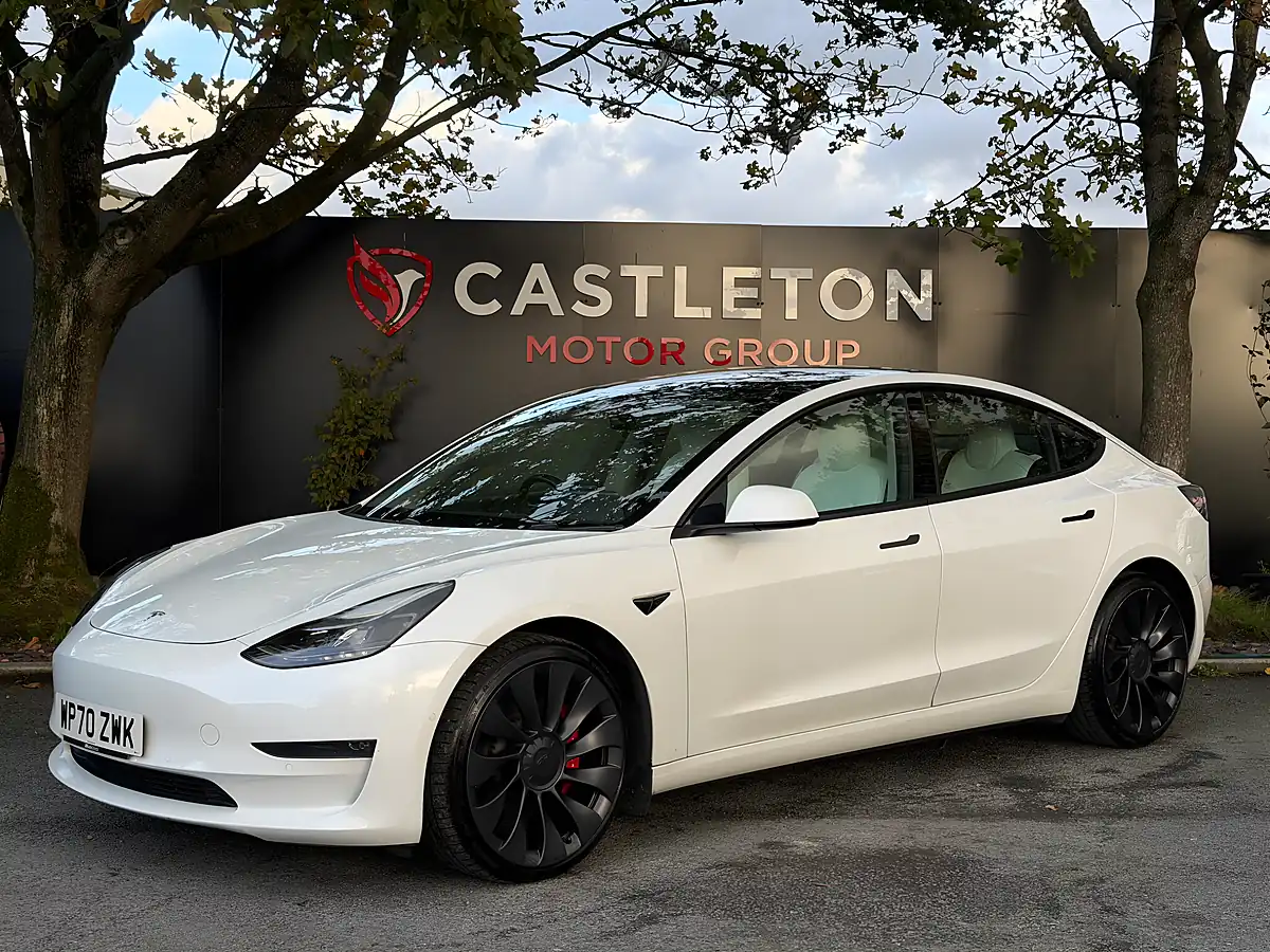 Used 2020 Tesla Model 3 Performance White - Interior and Exterior details 7