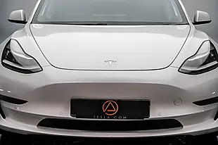 Used 2020 Tesla Model 3 Performance White - Interior and Exterior details 15