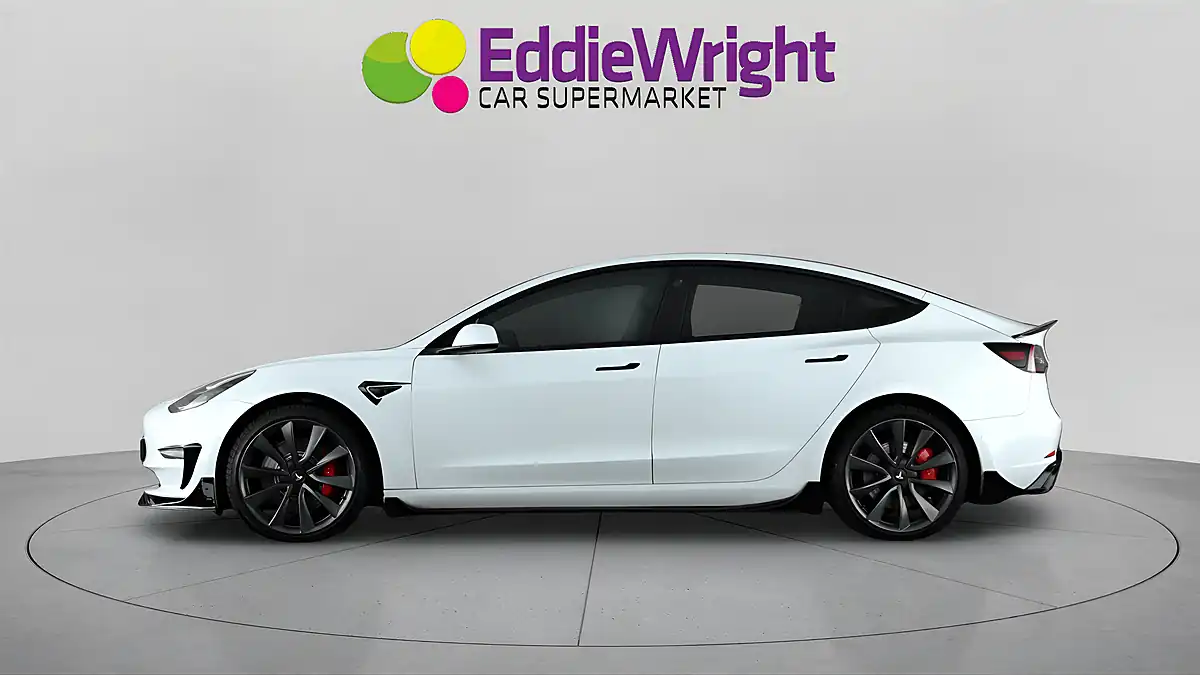 Used 2020 Tesla Model 3 Performance White - Interior and Exterior details 4