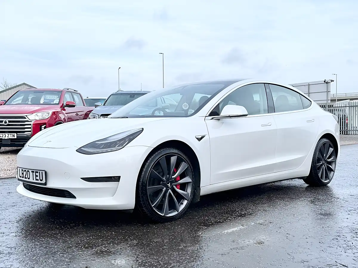 Used 2020 Tesla Model 3 Performance White Pearl - Interior and Exterior details 3