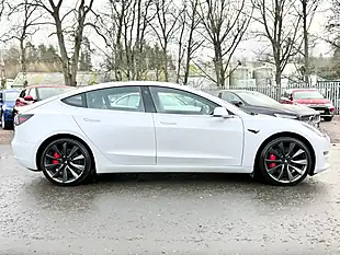 Used 2020 Tesla Model 3 Performance White Pearl - Interior and Exterior details 4