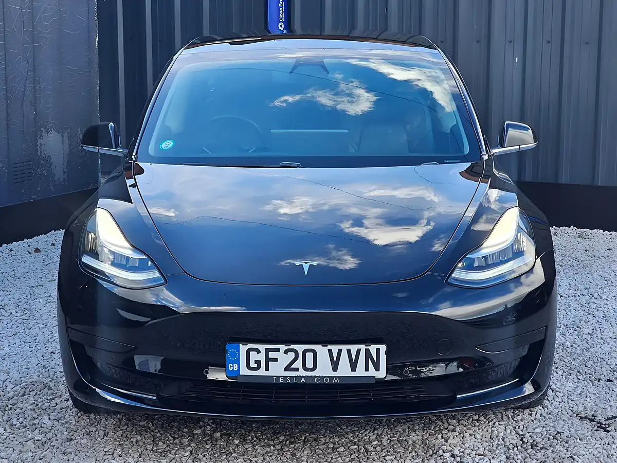 Used 2020 Tesla Model 3 Standard Range Plus Black - Interior and Exterior details 2