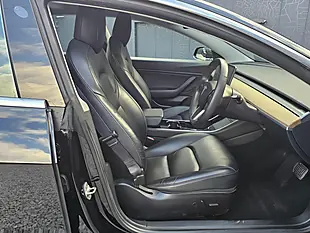 Used 2020 Tesla Model 3 Standard Range Plus Black - Interior and Exterior details 7
