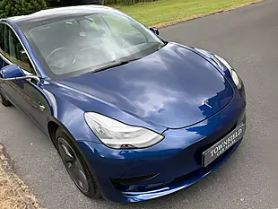 Used 2020 Tesla Model 3 Standard Range Plus Blue - Interior and Exterior details 10