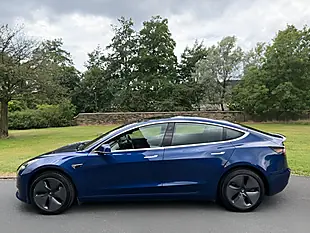 Used 2020 Tesla Model 3 Standard Range Plus Blue - Interior and Exterior details 13