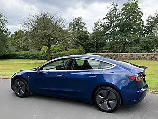 Used 2020 Tesla Model 3 Standard Range Plus Blue - Interior and Exterior details 14