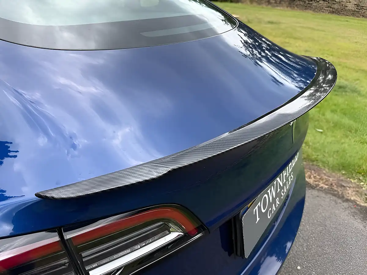 Used 2020 Tesla Model 3 Standard Range Plus Blue - Interior and Exterior details 16